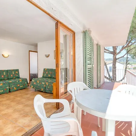 Apartment La Platgeta *